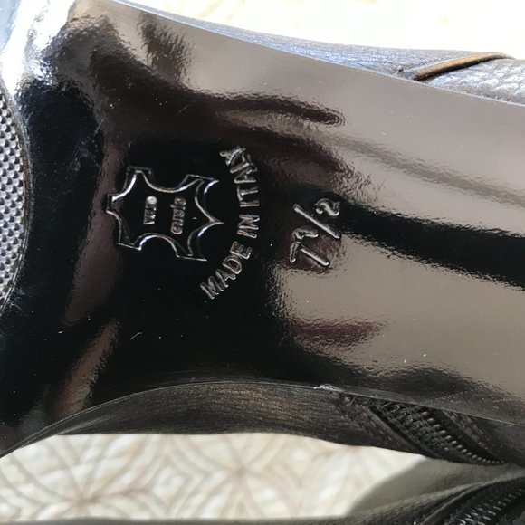 Italian made knee high leather boots - Picture 4 of 8